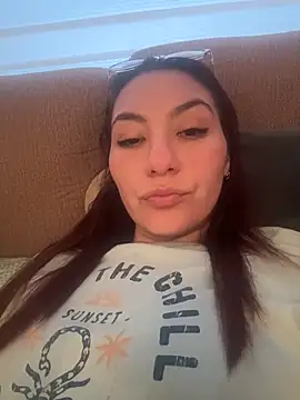 Abril fostter online show from 10-23-25, 10:36