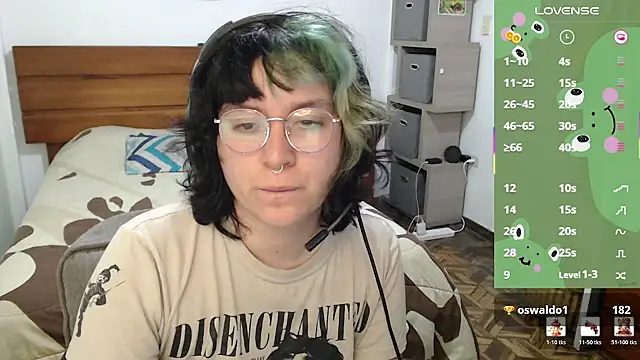 Froggyinthebox online show from 07-10-26, 04:17