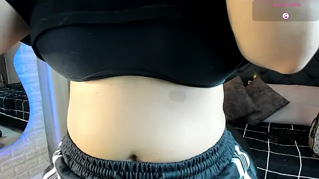 sophie  blare online show from 03-18-26, 07:06