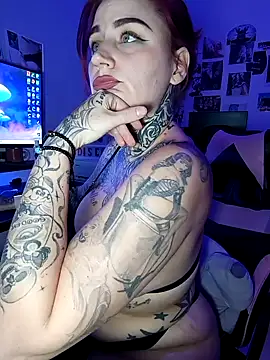 Snapshot of blazed_vixen chatting on 02-05-26, 12:15 blazed vixen online show from 02-05-26, 12:15