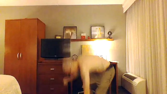 Snapshot of WWGD69 chatting on 09-17-25, 07:59 WWGD69 online show from 09-17-25, 07:59