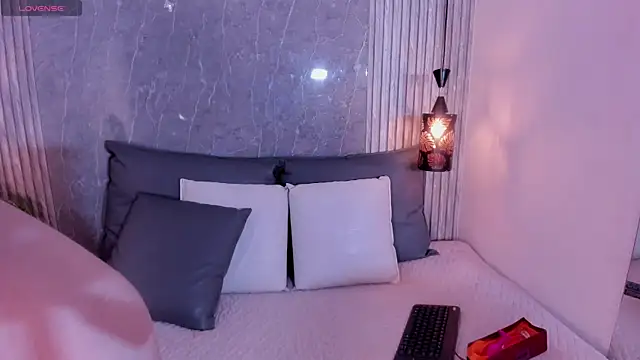 Missblonde doll online show from 11-11-25, 09:37