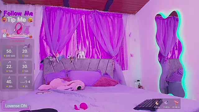 MeganRouss74 online show from 10-12-25, 11:53