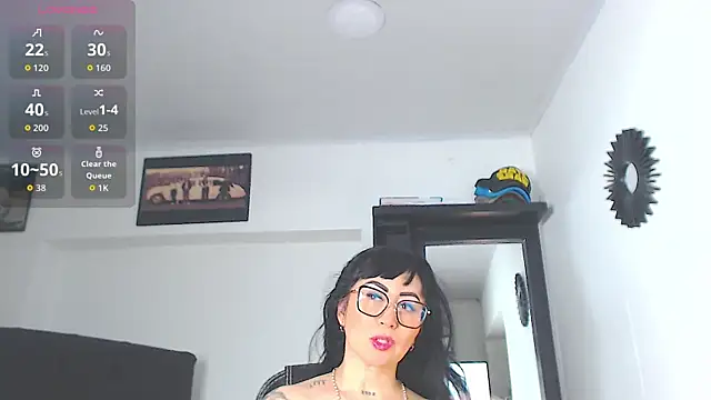 Vicky hotmilf online show from 04-30-26, 08:20