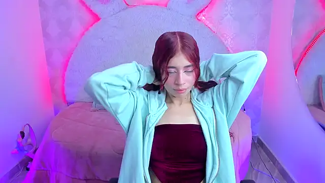 Snapshot of Gaby_louse chatting on 11-24-25, 07:24 Gaby louse online show from 11-24-25, 07:24