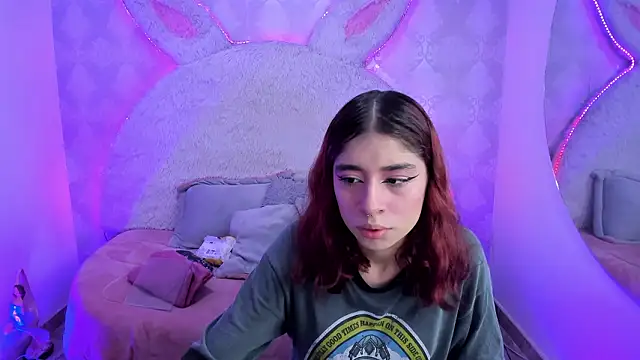 Snapshot of Gaby_louse chatting on 02-12-26, 07:31 Gaby louse online show from 02-12-26, 07:31