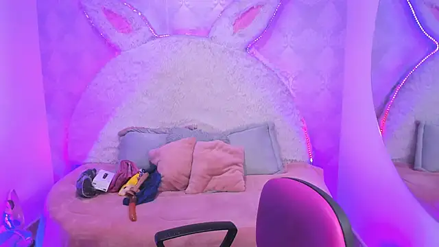 Snapshot of Gaby_louse chatting on 02-24-26, 07:12 Gaby louse online show from 02-24-26, 07:12