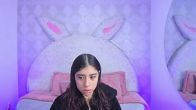 Gaby louse online show from 04-25-26, 06:38