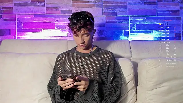 Snapshot of mhatias_ chatting on 03-05-26, 05:14 mhatias online show from 03-05-26, 05:14