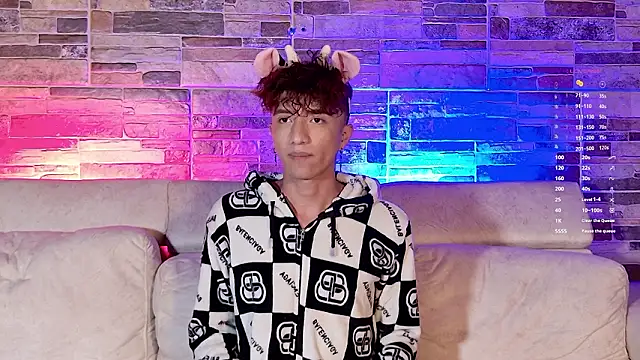 Snapshot of mhatias_ chatting on 03-07-26, 10:45 mhatias online show from 03-07-26, 10:45