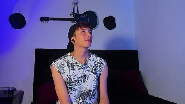 Snapshot of mhatias_ chatting on 03-31-26, 02:46 mhatias online show from 03-31-26, 02:46