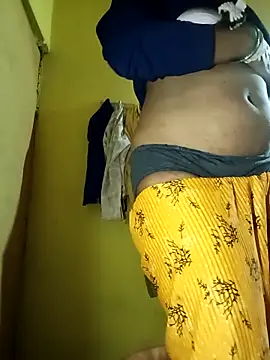 Snapshot of Jaya_Iyer chatting on 09-19-25, 04:07 Jaya Iyer online show from 09-19-25, 04:07