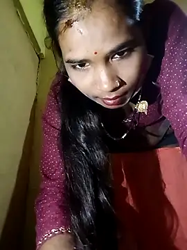 Snapshot of Jaya_Iyer chatting on 10-12-25, 08:35 Jaya Iyer online show from 10-12-25, 08:35