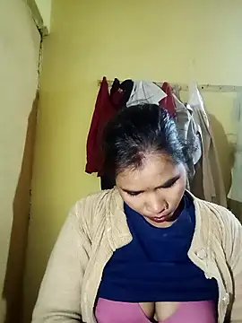 Snapshot of Jaya_Iyer chatting on 01-07-26, 02:08 Jaya Iyer online show from 01-07-26, 02:08