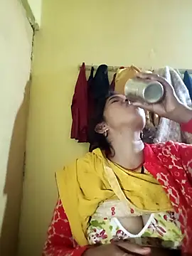 Snapshot of Jaya_Iyer chatting on 02-02-26, 02:54 Jaya Iyer online show from 02-02-26, 02:54