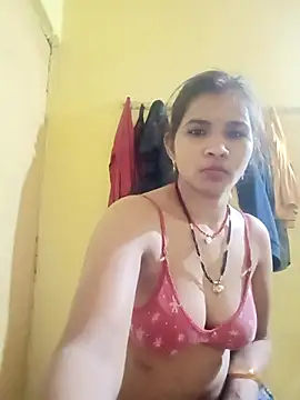 Snapshot of Jaya_Iyer chatting on 02-10-26, 01:04 Jaya Iyer online show from 02-10-26, 01:04