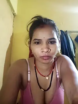 Snapshot of Jaya_Iyer chatting on 02-12-26, 01:55 Jaya Iyer online show from 02-12-26, 01:55