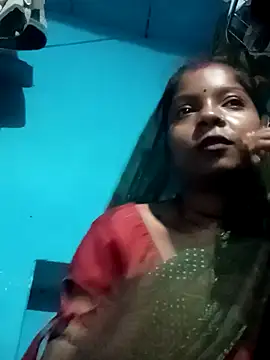 Snapshot of Hema4545 chatting on 09-21-25, 09:11 Hema4545 online show from 09-21-25, 09:11