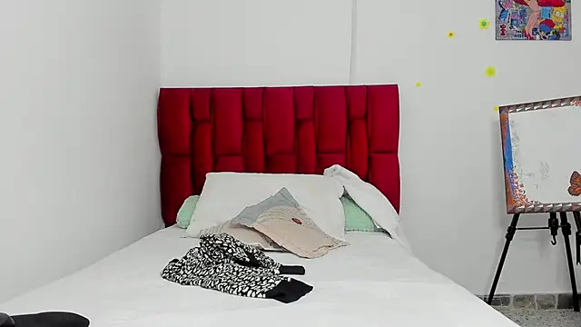 berenicelV online show from 10-23-25, 01:38