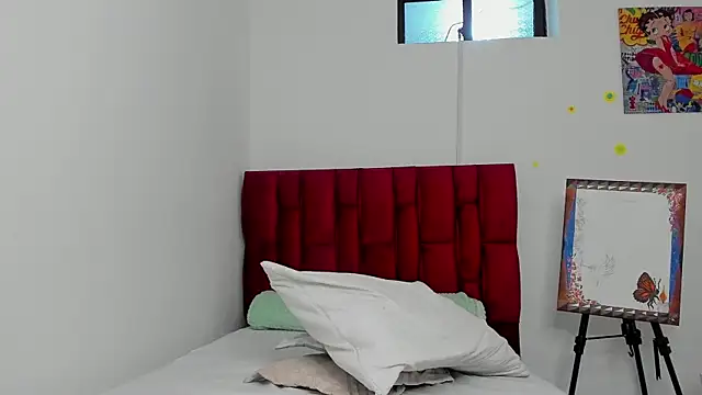 berenicelV online show from 10-30-25, 12:01