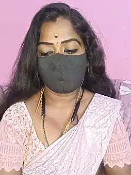 Snapshot of tamilammukuttyy chatting on 06-02-26, 04:47 tamilammukuttyy online show from 06-02-26, 04:47