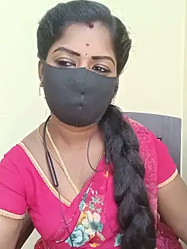 Snapshot of tamilammukuttyy chatting on 06-13-26, 05:05 tamilammukuttyy online show from 06-13-26, 05:05