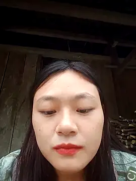 Snapshot of mai-xinh chatting on 09-28-25, 12:27 mai-xinh online show from 09-28-25, 12:27