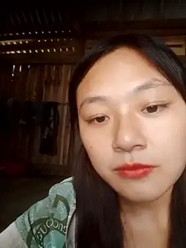 Snapshot of mai-xinh chatting on 10-03-25, 04:53 mai-xinh online show from 10-03-25, 04:53