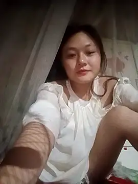 Snapshot of mai-xinh chatting on 10-10-25, 03:11 mai-xinh online show from 10-10-25, 03:11