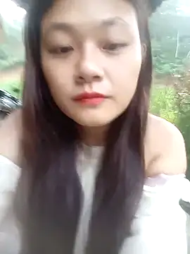 Snapshot of mai-xinh chatting on 10-12-25, 11:15 mai-xinh online show from 10-12-25, 11:15