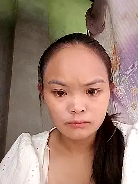 xinhxinhcute online show from 09-10-25, 12:21