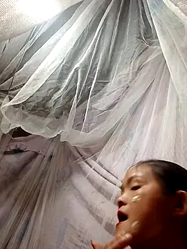 xinhxinhcute online show from 09-18-25, 01:13