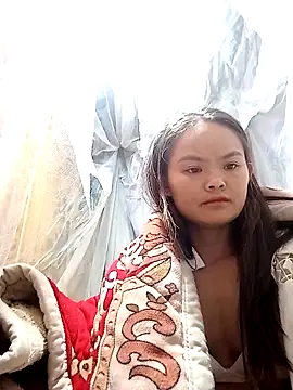 xinhxinhcute online show from 10-09-25, 10:19