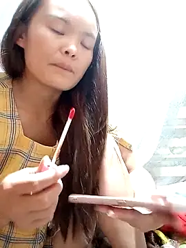 xinhxinhcute online show from 11-07-25, 08:36