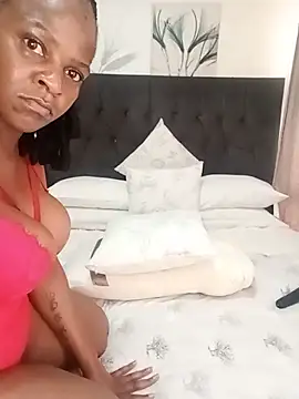 Creamy Chocolatex online show from 06-25-26, 08:52