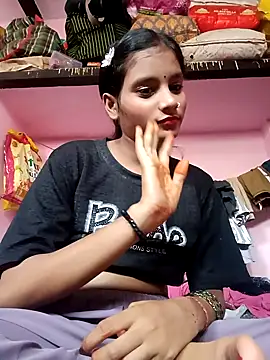 Snapshot of Hot_Mayra_ chatting on 09-17-25, 05:20 Hot Mayra online show from 09-17-25, 05:20