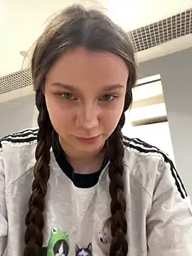 MiniVi online show from 09-24-25, 08:06