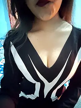 Snapshot of queen_visakha chatting on 01-14-26, 09:15 queen visakha online show from 01-14-26, 09:15