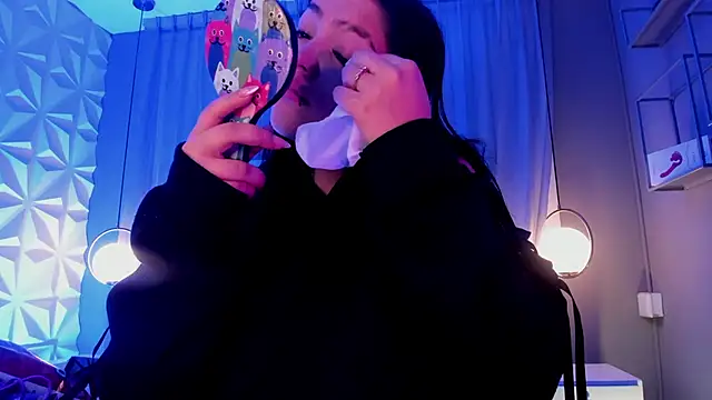 MAGIC TESSA online show from 12-05-25, 08:38