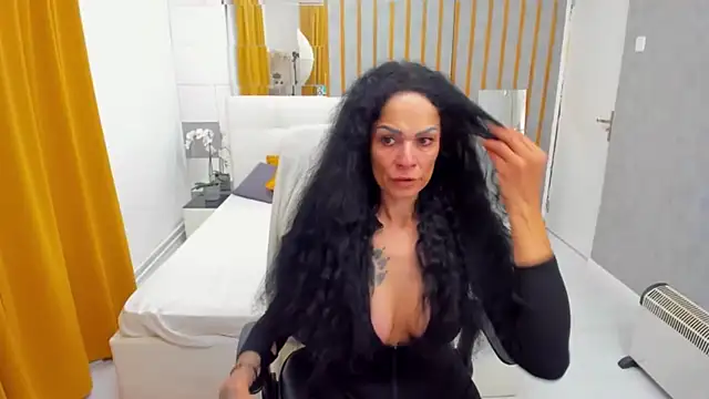 MarbellaRyder online show from 11-12-25, 12:05