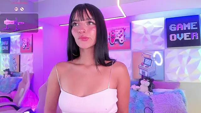 LindaWz  online show from 11-15-25, 04:21