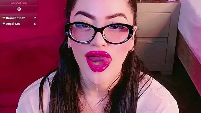 Catalina-Malave online show from 06-24-26, 01:04