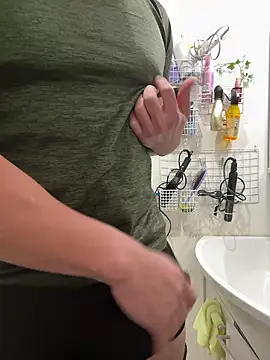 sukebegorilla online show from 12-14-25, 06:56