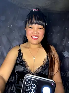 Snapshot of delwyn- chatting on 10-11-25, 03:43 delwyn- online show from 10-11-25, 03:43