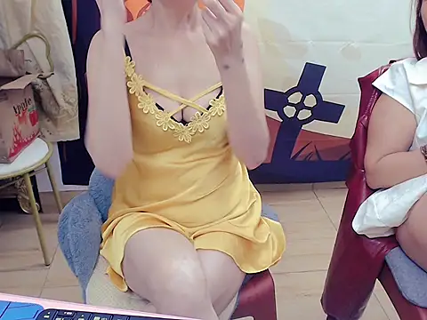 Snapshot of Funnygirl_9x chatting on 11-05-25, 02:11 Funnygirl 9x online show from 11-05-25, 02:11