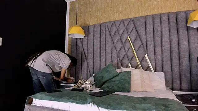 Boss Domiinator online show from 11-03-25, 04:03