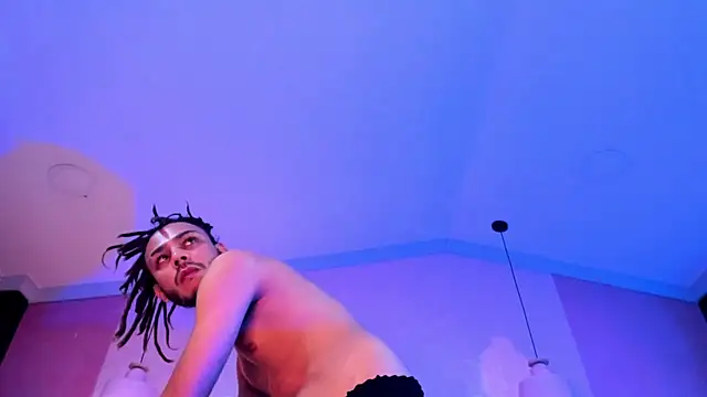 Boss Domiinator online show from 11-13-25, 03:55