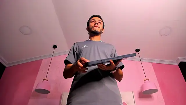 Boss Domiinator online show from 02-25-26, 12:48