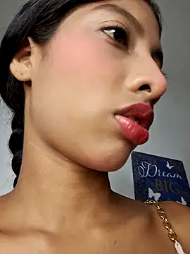 Snapshot of Sol_em chatting on 09-23-25, 12:41 Sol em online show from 09-23-25, 12:41