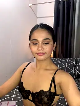 AngelHille online show from 10-03-25, 01:30